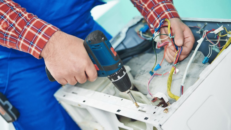 Taraklı Empero Empero çamaşır makinesi kart tamiri – Su almama arızası orijinal parça ile giderildi. - Teknik servis örneği